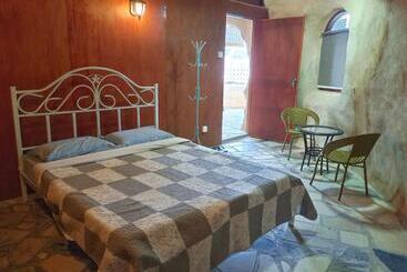 استراحتگاه Cameron Highlands Blueberry Earth House