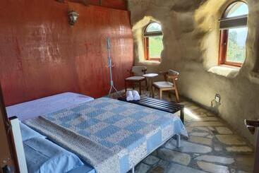 استراحتگاه Cameron Highlands Blueberry Earth House