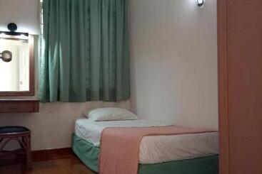 Ruiyas Sea View Condominium Portdickson