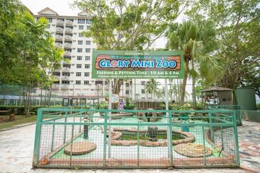Ruiyas Sea View Condominium Portdickson