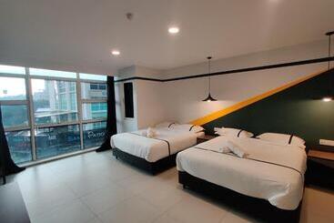 Smile Hotel Seri Kembangan