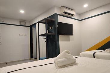 Smile Hotel Seri Kembangan