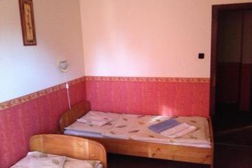 تختخواب و صبحانه Bocskai Panzió