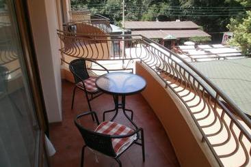 هتل Europa Guest House