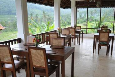 Lesong Hotel And Restaurant