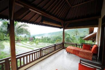 Lesong Hotel And Restaurant