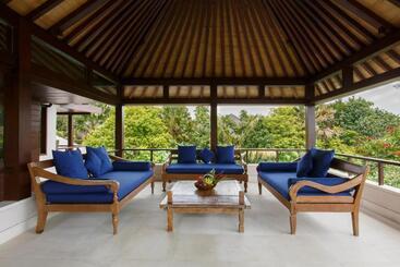 The Ungasan Clifftop Resort