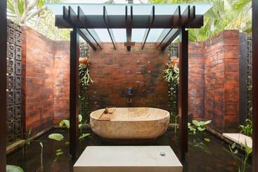 The Ungasan Clifftop Resort