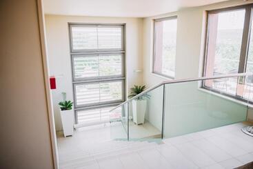 Wabi Hotel   Beauty & Dental Center