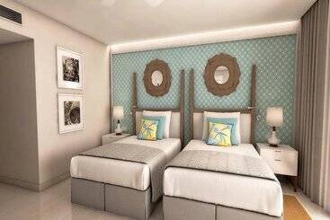 استراحتگاه Iberostar Coral Esmeralda