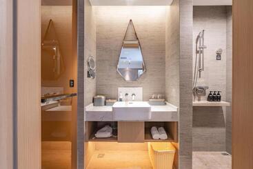 Atour Hotel Zhoushan Dinghai