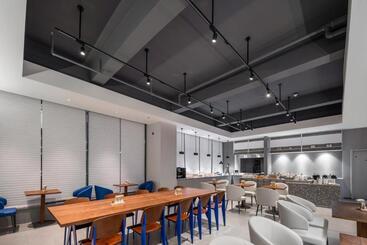 Atour Light Hotel Zhoushan Dinghai South Renmin Road