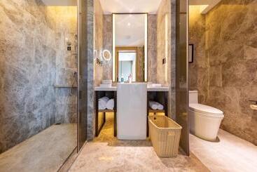 Atour S Hotel Zhuhai Gongbei Port Netease Selected