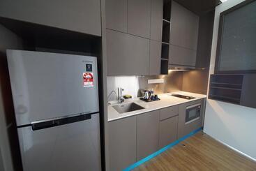Ceylonz Starlight Suites Bukit Bintang
