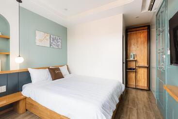 هتل Gare D 47 Homestay/