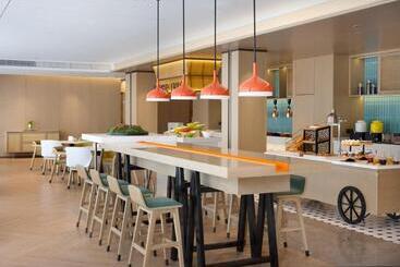هتل Home2 Suite By Hilton Wenzhou Wencheng