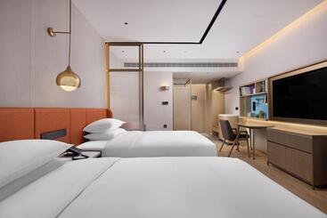 هتل Home2 Suite By Hilton Wenzhou Wencheng