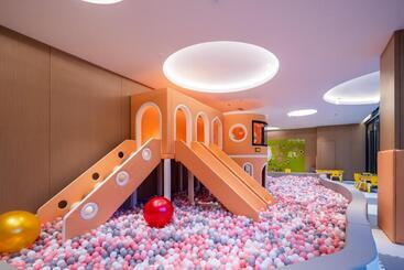 هتل Home2 Suite By Hilton Wenzhou Wencheng