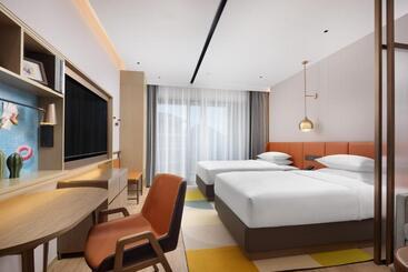 هتل Home2 Suite By Hilton Wenzhou Wencheng