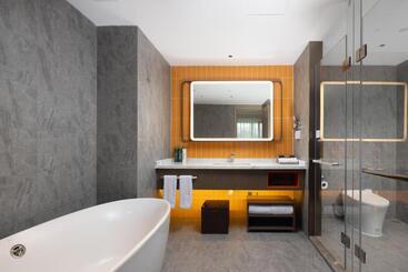 هتل Home2 Suite By Hilton Wenzhou Wencheng