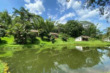 酒店 Jungle Lodge El Jardin Aleman