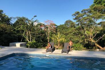 酒店 Jungle Lodge El Jardin Aleman