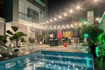 Ken Hotel & Apartment