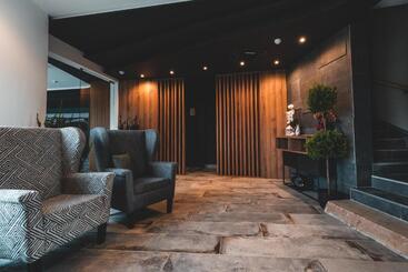 تختخواب و صبحانه Mediterraneo Luxury Room Esztergom
