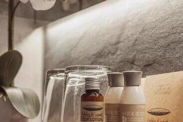 تختخواب و صبحانه Mediterraneo Luxury Room Esztergom