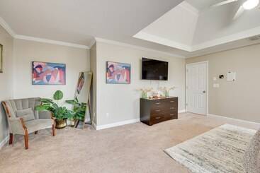 Pet Friendly Atlanta Home: 9 Mi To Downtown!