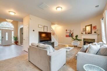 Pet Friendly Atlanta Home: 9 Mi To Downtown!