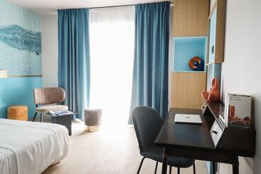 هتل Hôtel Best Of Both   Divonne Les Bains