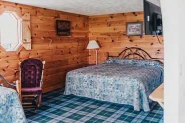 هتل Whitecap Mountains Resort