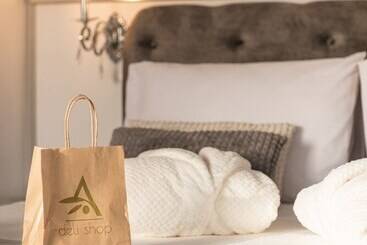 Mare Suites