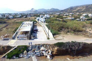 Pelagos Rooms 10m From Gyrismata Beach