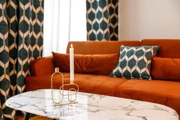 Пансион Marché 28 Guesthouse