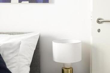 Пансион Marché 28 Guesthouse