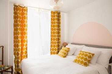 Пансион Marché 28 Guesthouse