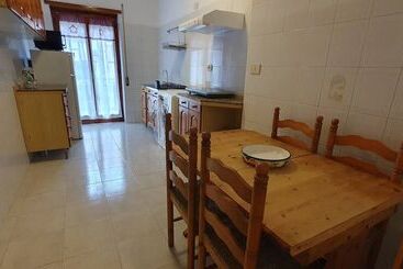 پانسیون Room In B&b   Comfortable Room With Spacious Kitchen   Suite Colosseo