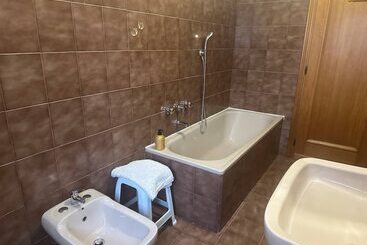 پانسیون Room In B&b   Comfortable Room With Spacious Kitchen   Suite Colosseo