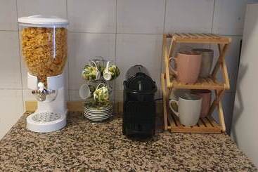 پانسیون Room In B&b   Comfortable Room With Spacious Kitchen   Suite Colosseo