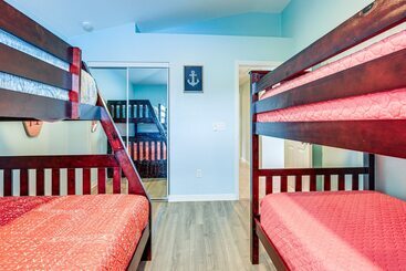 بيت ريفى Pet Friendly Fort Pierce Home W/ Pool & Kayaks!