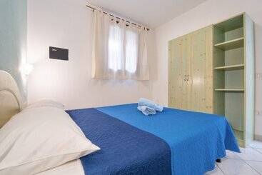 Residence With Swimming  Pool In Badesi