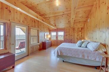 بيت ريفى Spacious Harrison Cabin ~ 1 Mi To Long Lake!
