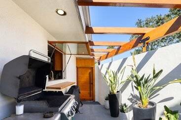 Edwin By Avantstay Hollywood Hills Luxury + Pool