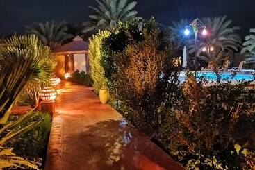 هتل Oasis Tilogui