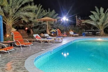 هتل Oasis Tilogui