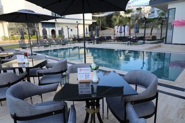 هتل Roseira Mar-inn Luxury