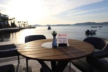 هتل Roseira Mar-inn Luxury