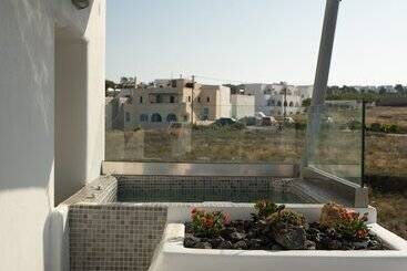 هتل Santa Mar Eco Suites